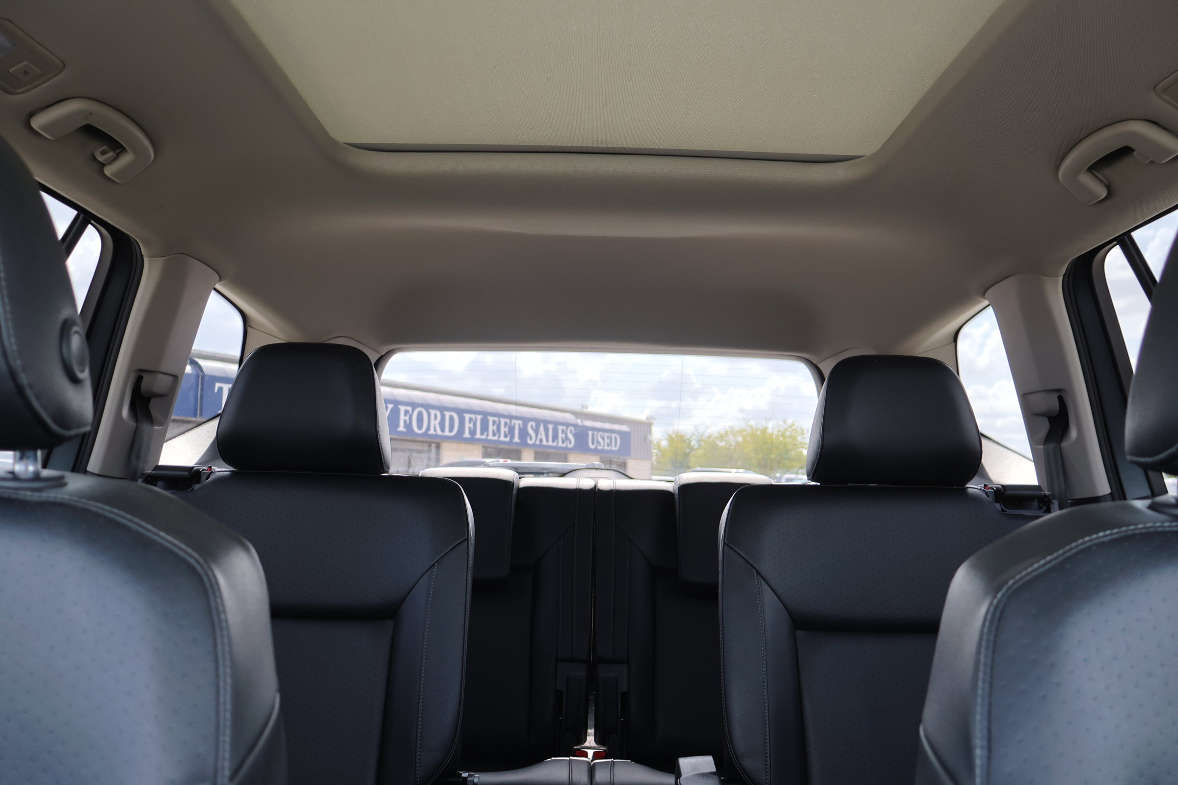 Used 2019 Volkswagen Atlas SEL R-Line image 27