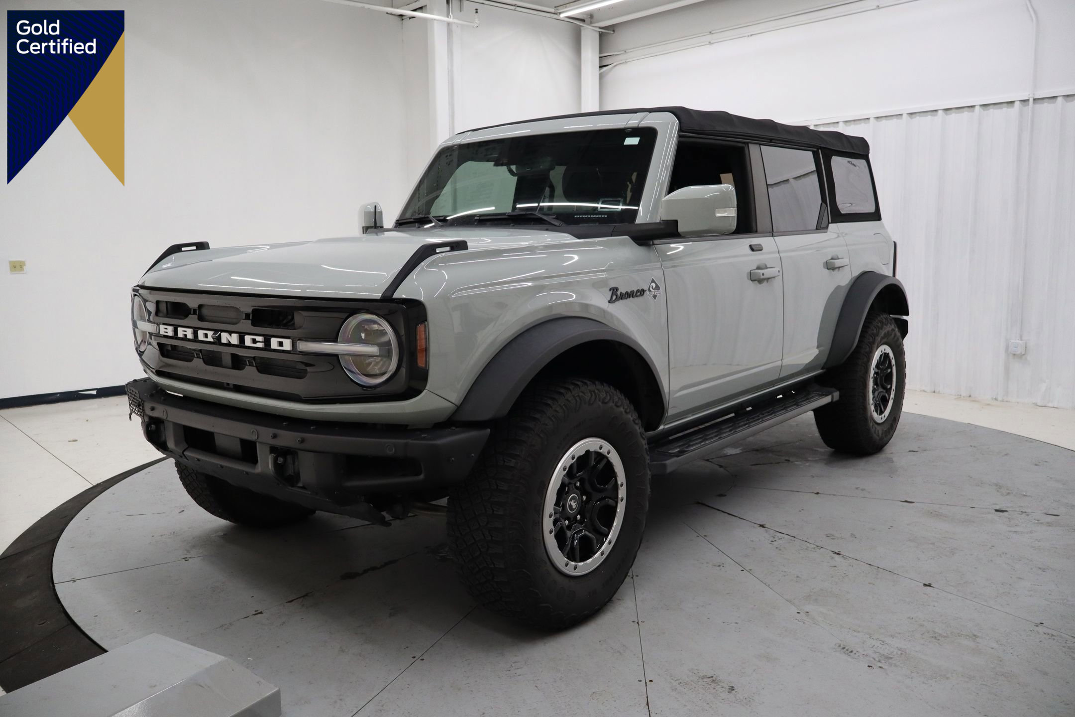 Certified 2021 Ford Bronco Outer Banks w/ Sasquatch Package image 1