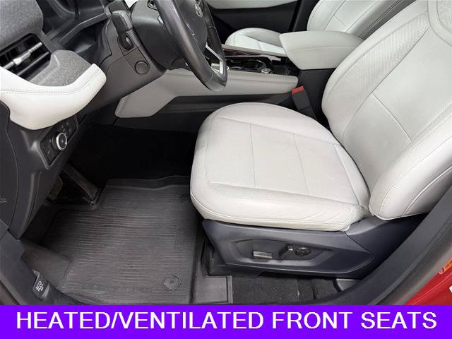Certified 2025 Ford Explorer Platinum w/ LUX Leather Package AWD/4WD image 9