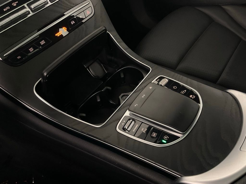 Used 2022 Mercedes-Benz GLC 300 image 18