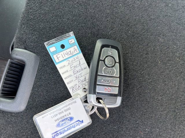 Certified 2024 Ford Explorer XLT w/ Equipment Group 202A image 15