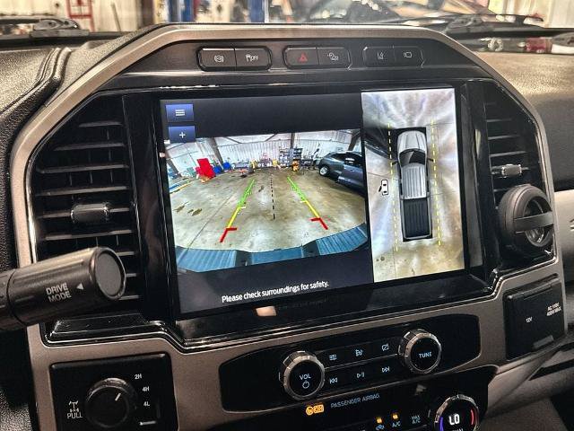 Certified 2022 Ford F350 Lariat w/ Tremor Off-Road Package AWD/4WD image 20