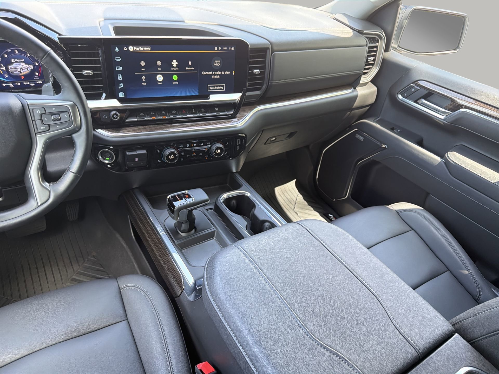 Used 2025 Chevrolet Silverado 1500 RST w/ Dark Appearance Package AWD/4WD image 49