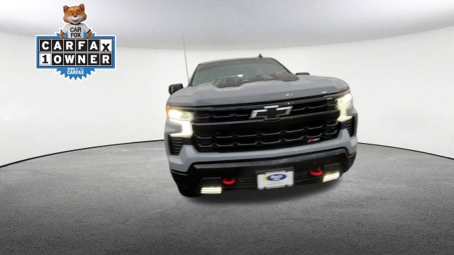 Used 2024 Chevrolet Silverado 1500 LT Trail Boss w/ LT Trail Boss Premium Package AWD/4WD image 3