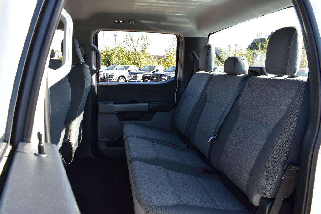 Certified 2025 Ford F350 XL w/ STX Appearance Package AWD/4WD image 29