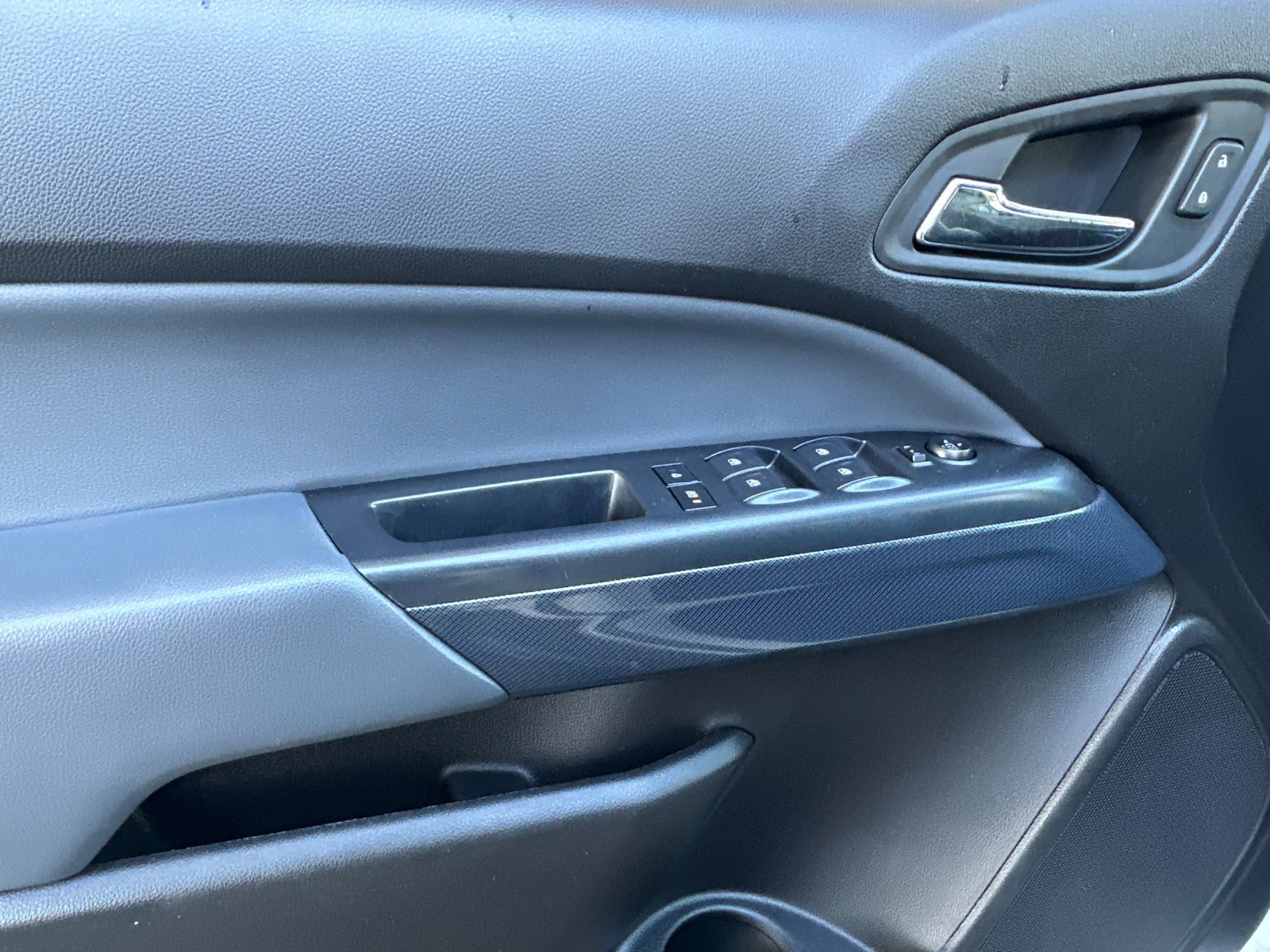 Used 2021 Chevrolet Colorado Z71 image 11