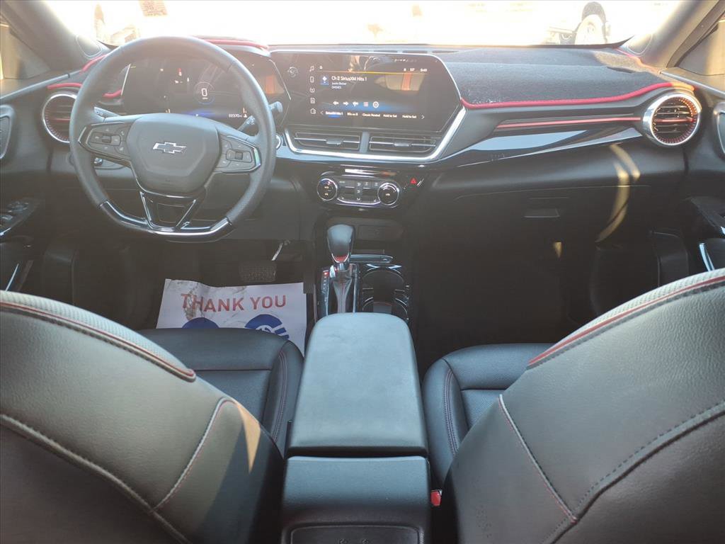 Used 2024 Chevrolet Trax RS image 18