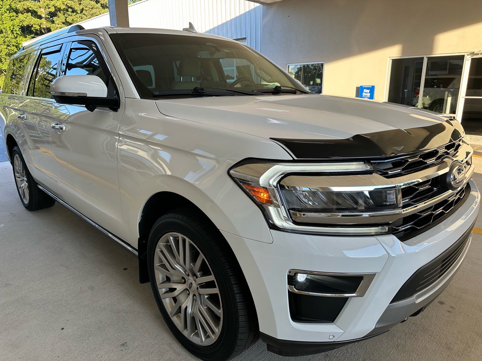 Certified 2024 Ford Expedition Max Limited AWD/4WD image 8