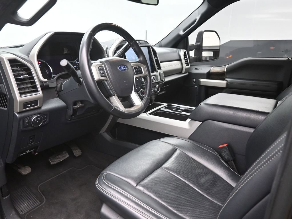 Certified 2022 Ford F250 Lariat w/ Lariat Value Package image 19
