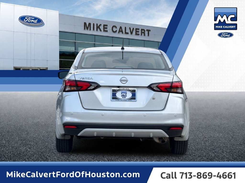 Used 2024 Nissan Versa S w/ Trunk Package FWD image 4
