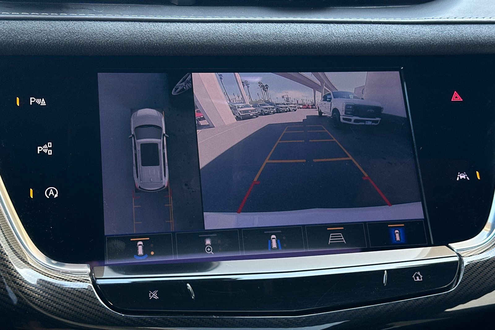 Used 2022 Cadillac XT6 Sport w/ Platinum Package image 20