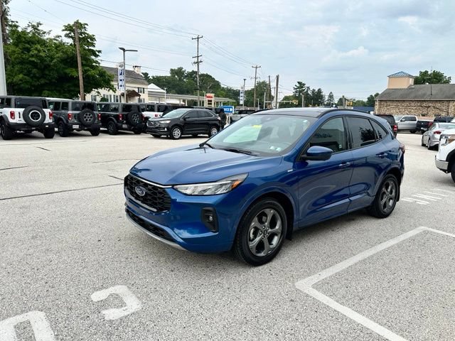 Certified 2023 Ford Escape ST-Line Select w/ Tech Pack #2 AWD/4WD image 6
