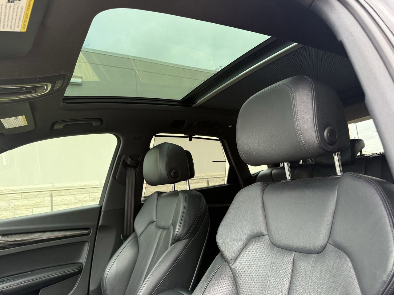 Used 2018 Audi SQ5 Prestige w/ Prestige Package image 25