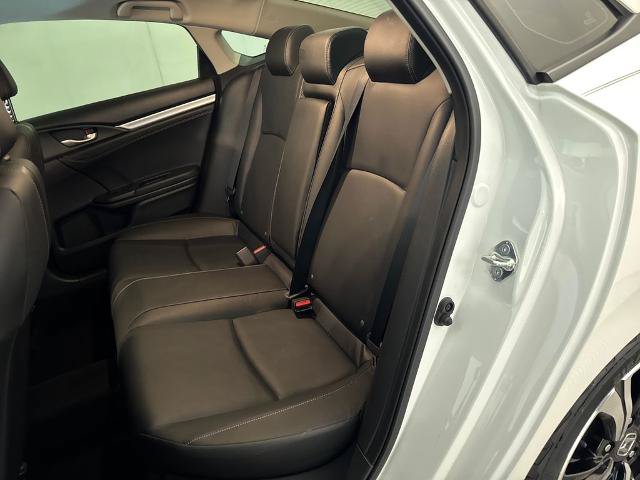 Used 2018 Honda Civic Touring image 30
