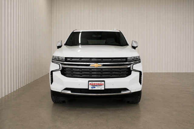 Used 2021 Chevrolet Suburban Premier AWD/4WD image 2