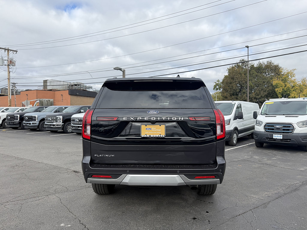 Certified 2025 Ford Expedition Platinum w/ Driver's Package AWD/4WD image 5