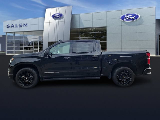 Used 2025 Chevrolet Silverado 1500 High Country w/ Midnight Edition AWD/4WD image 5