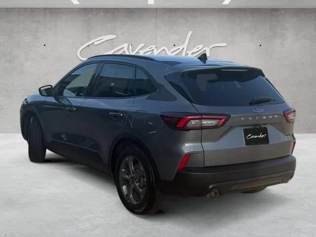 Certified 2025 Ford Escape ST-Line FWD image 15