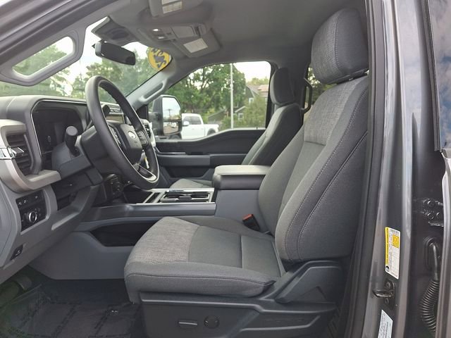 Certified 2024 Ford F250 XLT w/ XLT Premium Package AWD/4WD image 13