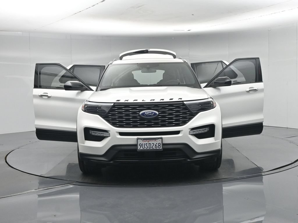 Certified 2024 Ford Explorer ST-Line w/ Class IV Trailer Tow Package RWD image 39