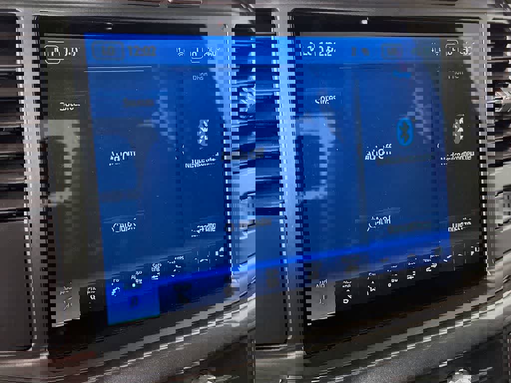 Certified 2022 Ford F150 XLT w/ Equipment Group 302A High image 17