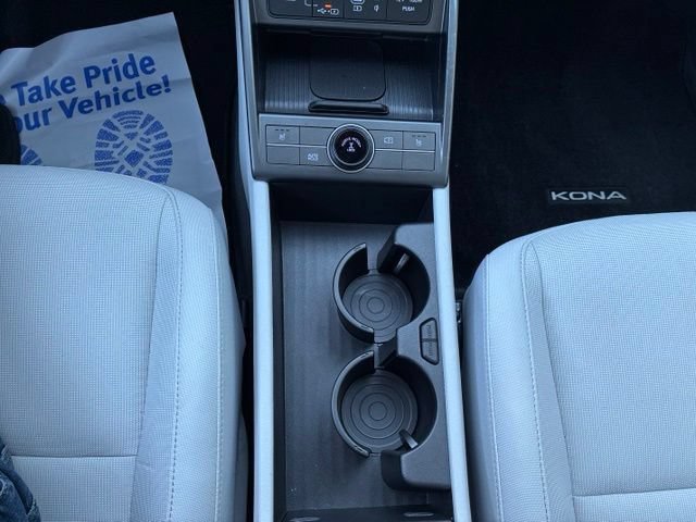 Used 2025 Hyundai Kona SEL AWD/4WD image 25