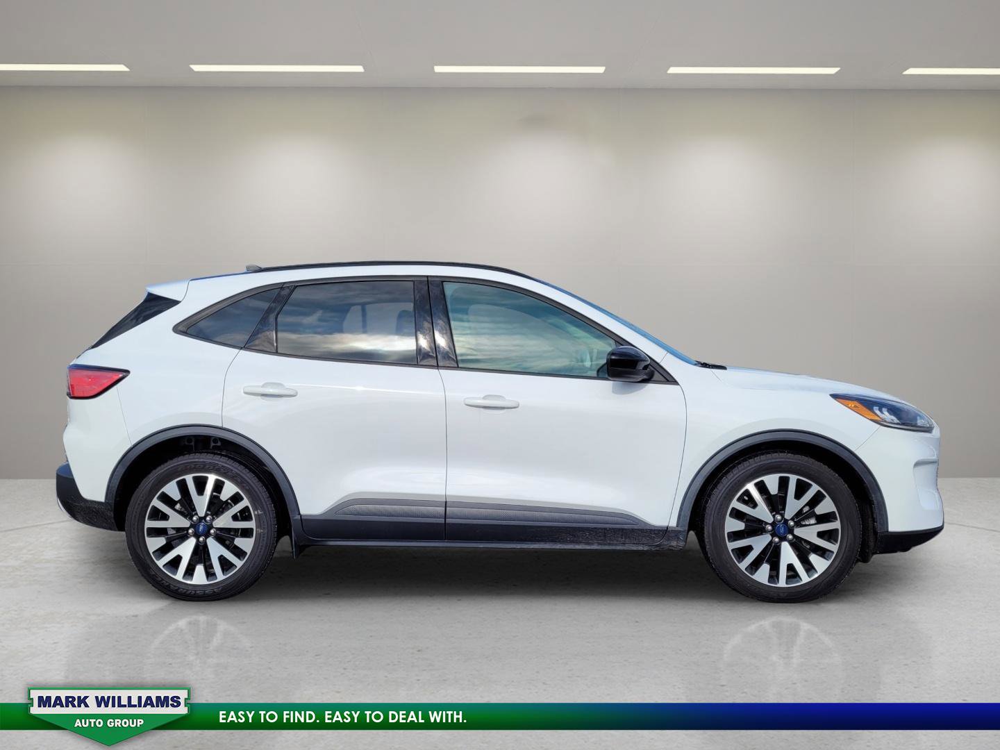 Certified 2020 Ford Escape SE Sport image 9