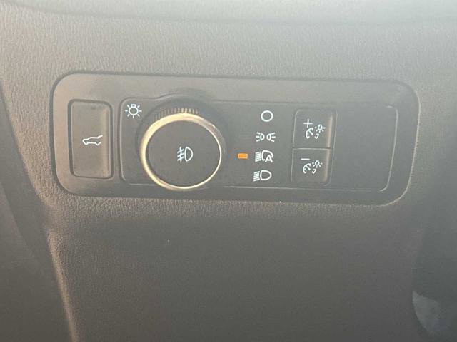 Certified 2024 Ford Escape Platinum AWD/4WD image 17