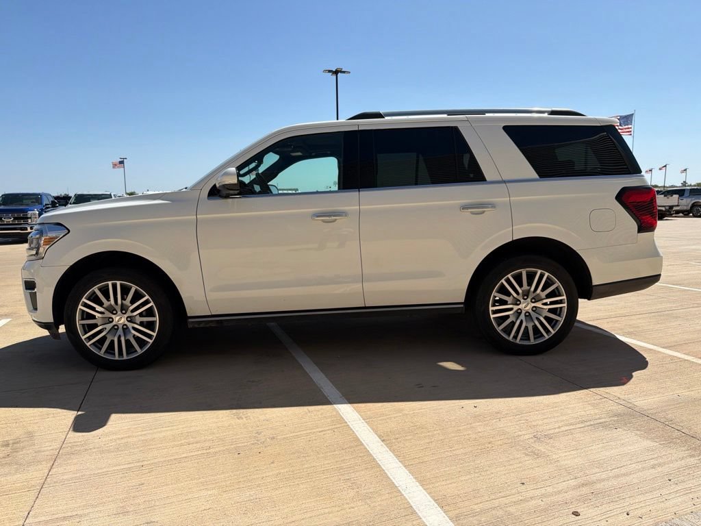 Certified 2022 Ford Expedition Limited AWD/4WD image 6
