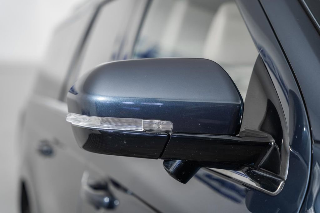 Certified 2023 Ford Expedition Max XLT image 19