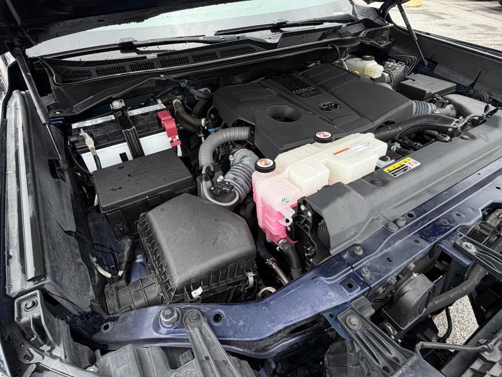 Used 2023 Toyota Tundra Limited w/ Power Package RWD image 24