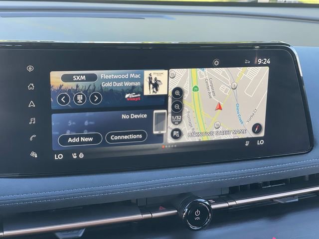 Used 2023 Nissan Ariya image 11