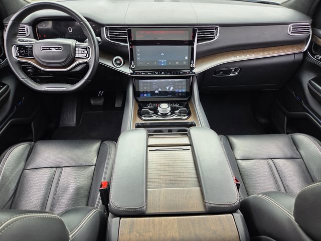 Used 2023 Jeep Grand Wagoneer L Series II image 12