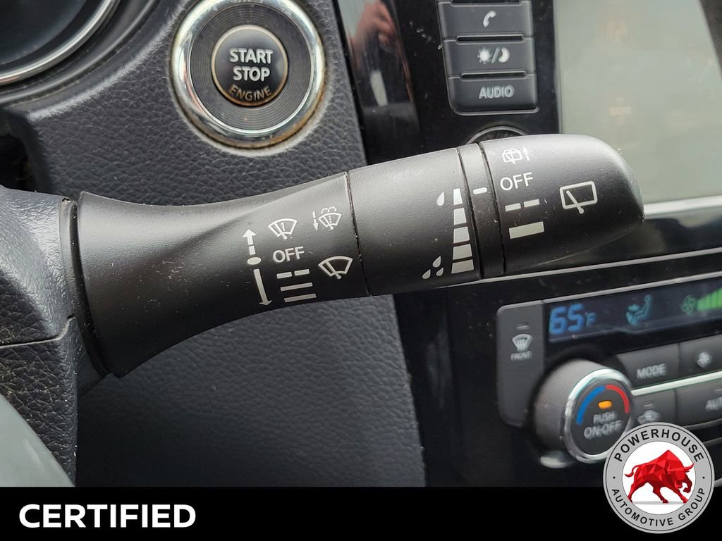 Used 2019 Nissan Rogue SV FWD image 32