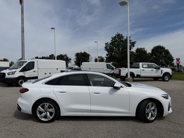 Used 2025 Audi A5 2.0T Premium w/ Convenience Package AWD/4WD image 10