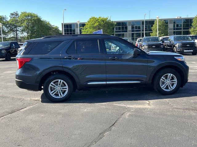 Certified 2024 Ford Explorer XLT AWD/4WD image 6