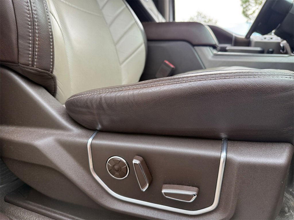 Certified 2019 Ford F350 Limited image 17