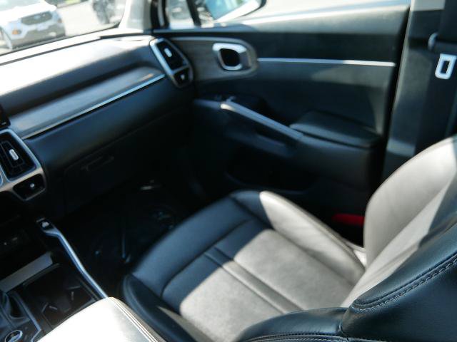 Used 2023 Kia Sorento S AWD/4WD image 18