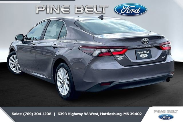 Used 2024 Toyota Camry LE image 2