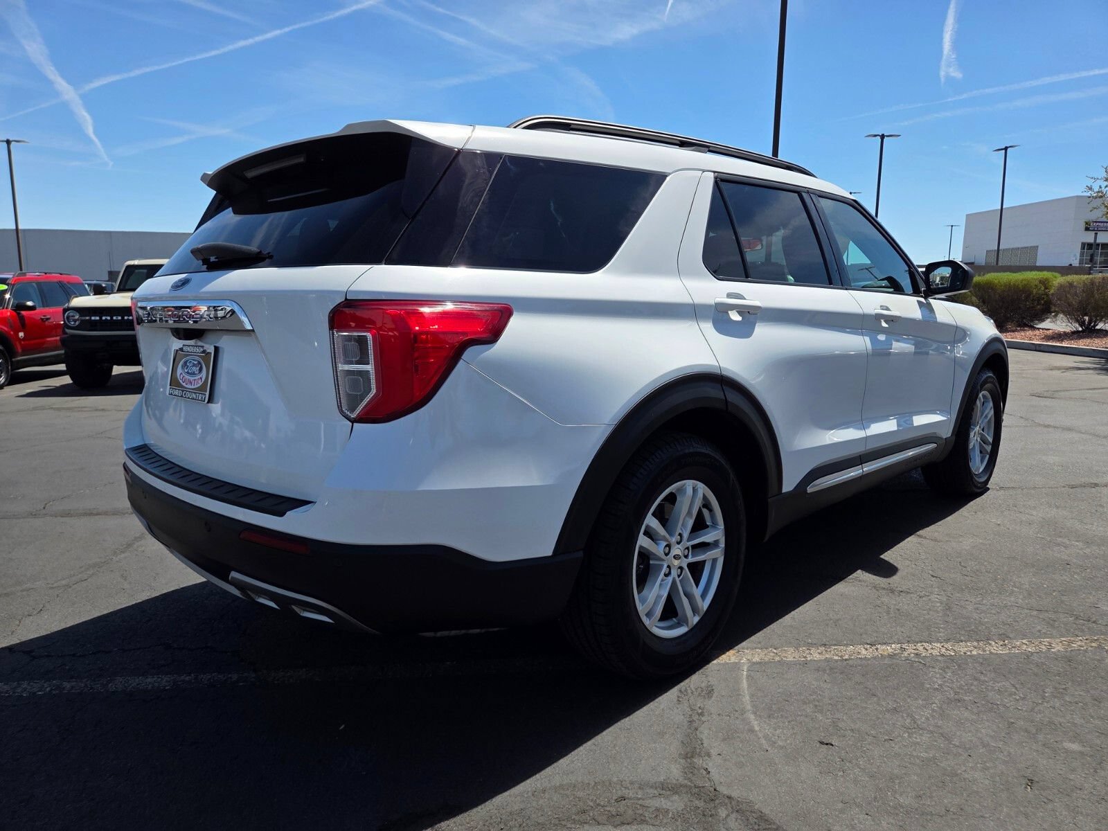 Certified 2021 Ford Explorer XLT w/ Equipment Group 202A RWD image 6