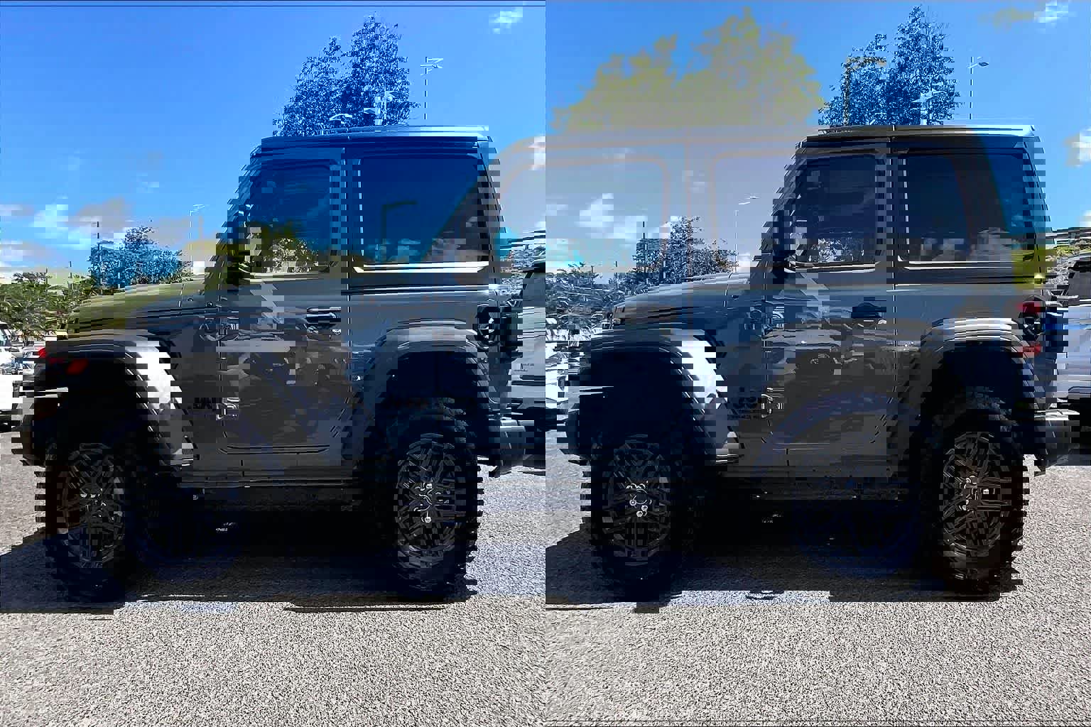 Used 2024 Jeep Wrangler Sport S AWD/4WD image 5