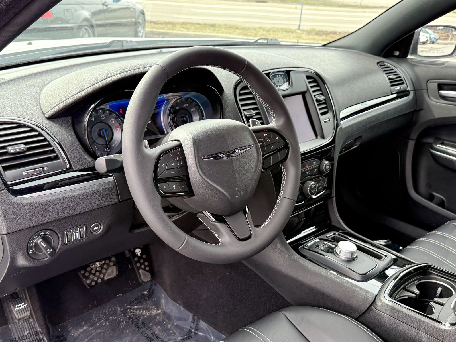 Used 2022 Chrysler 300 S image 11