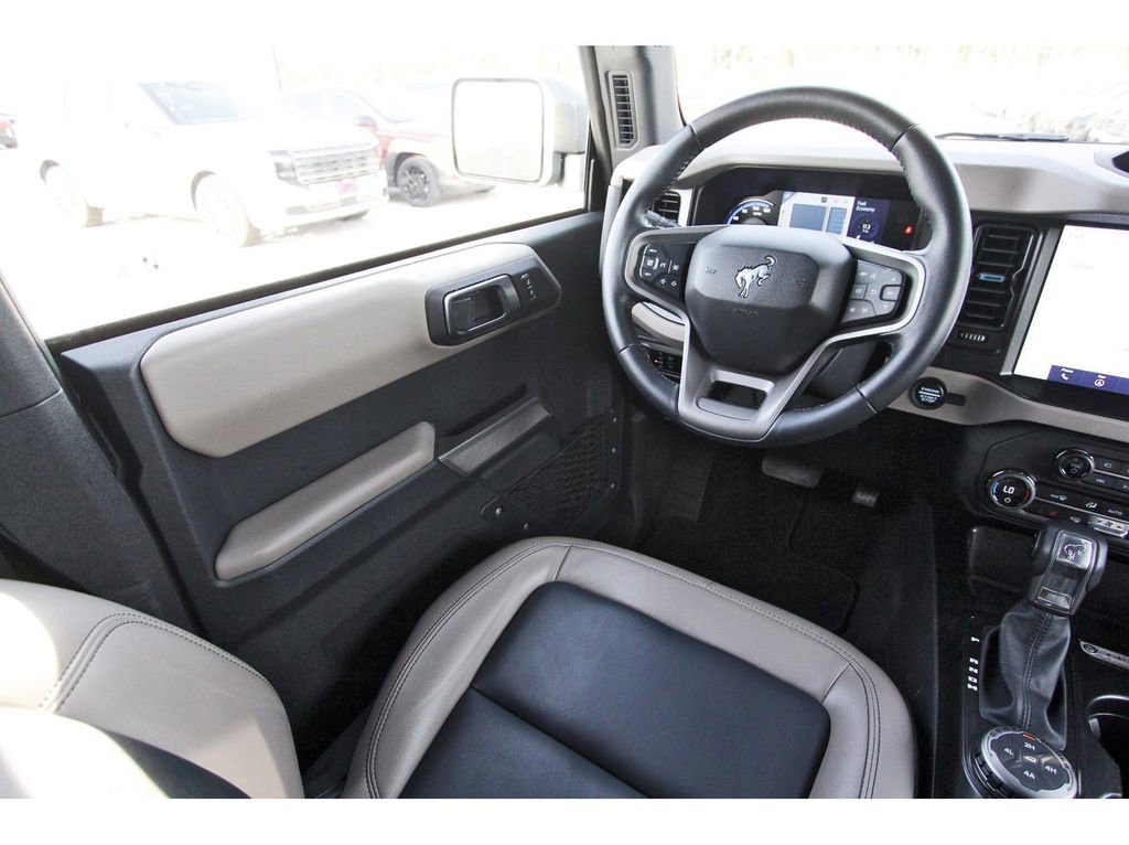 Certified 2023 Ford Bronco Wildtrak AWD/4WD image 11