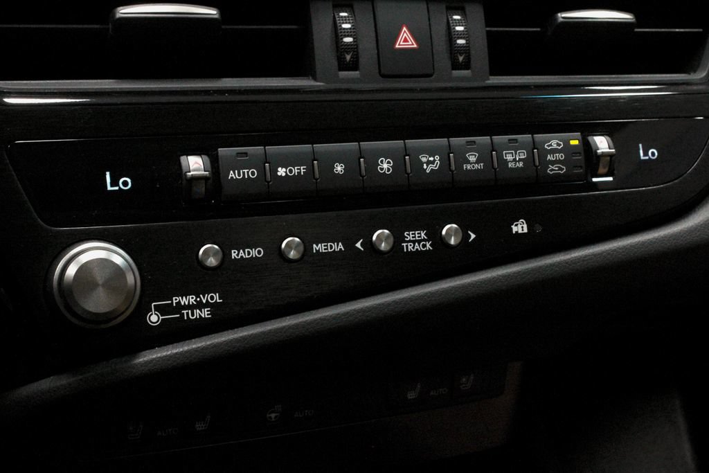 Used 2024 Lexus ES 250 w/ Premium Package AWD/4WD image 29