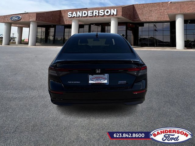 Used 2024 Honda Accord Sport image 4