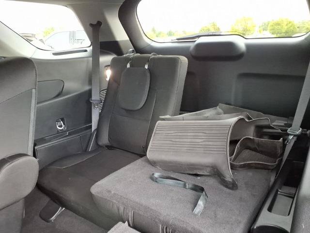 Certified 2023 Ford Explorer XLT w/ Class IV Trailer Tow Package AWD/4WD image 11