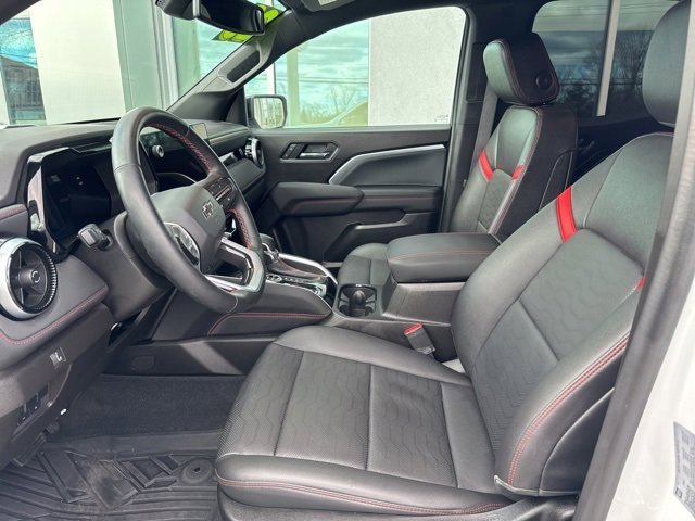 Used 2023 Chevrolet Colorado Z71 w/ Z71 Convenience Package 2 image 14