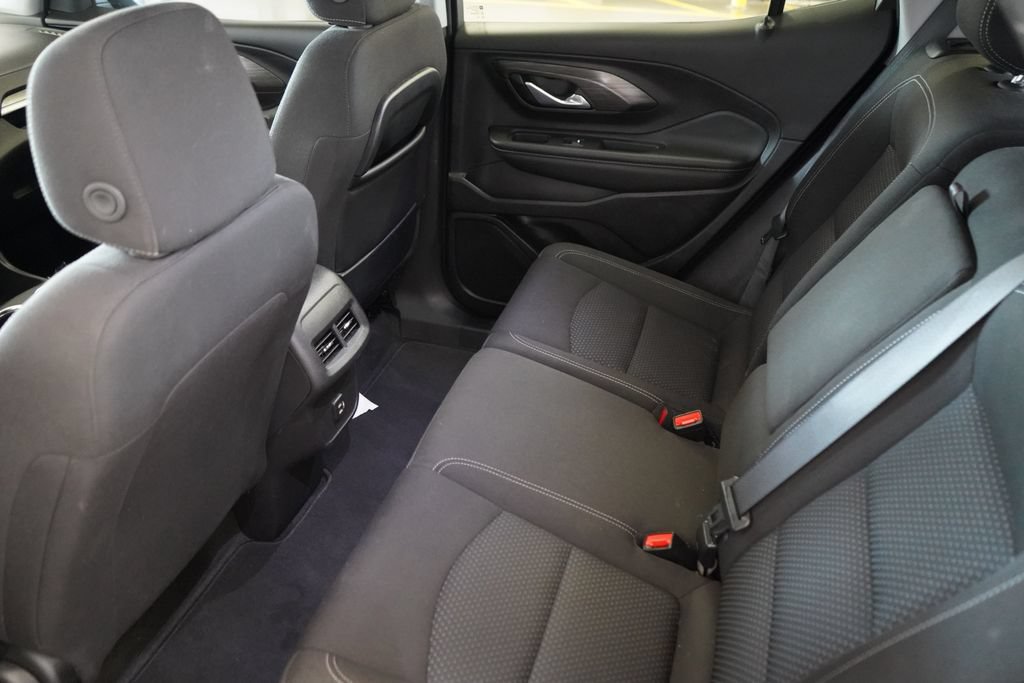 Used 2024 GMC Terrain SLE AWD/4WD image 29