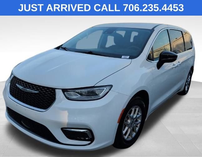 Used 2024 Chrysler Pacifica Touring-L FWD image 1