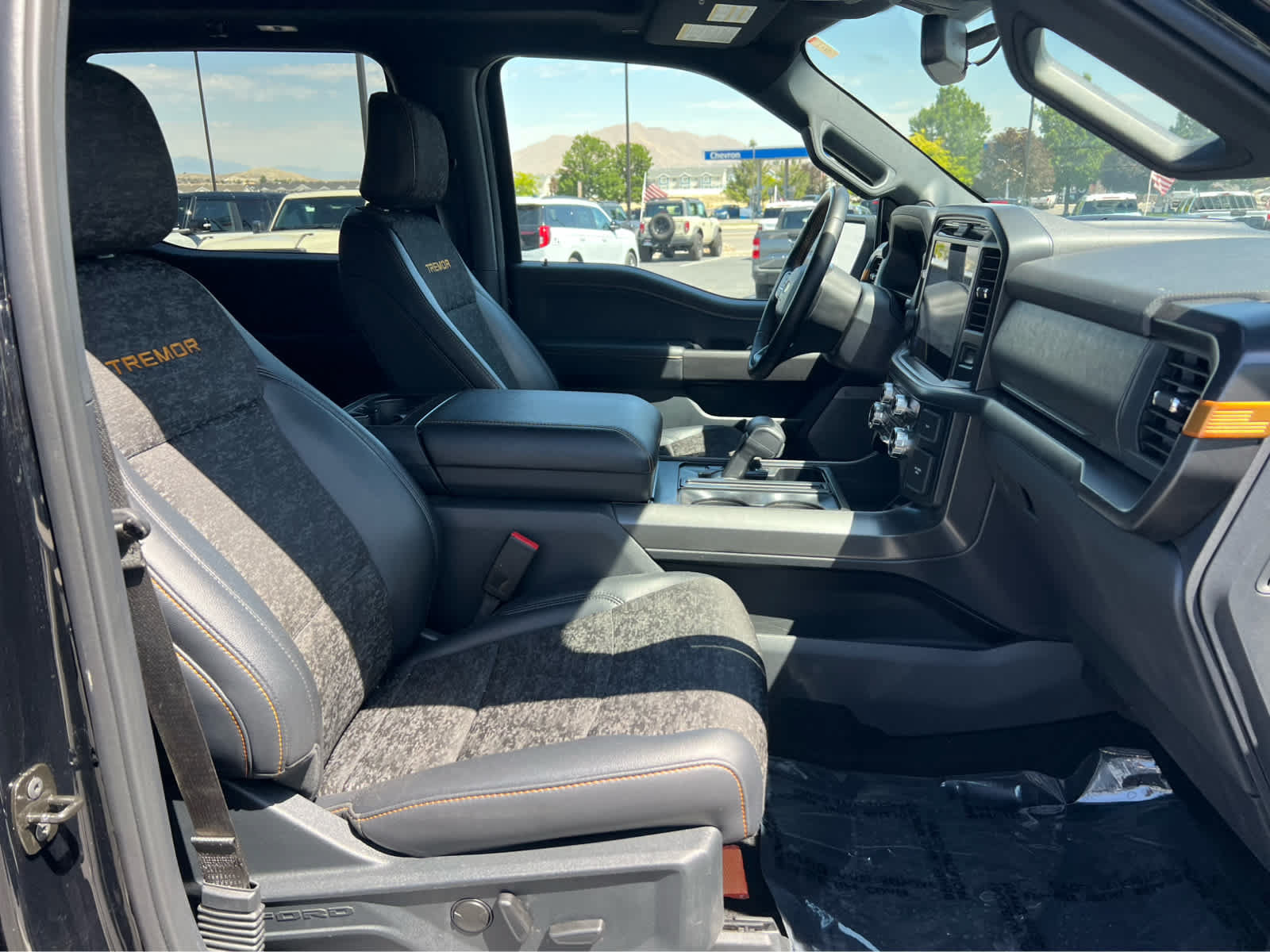Certified 2025 Ford F150 Tremor AWD/4WD image 17
